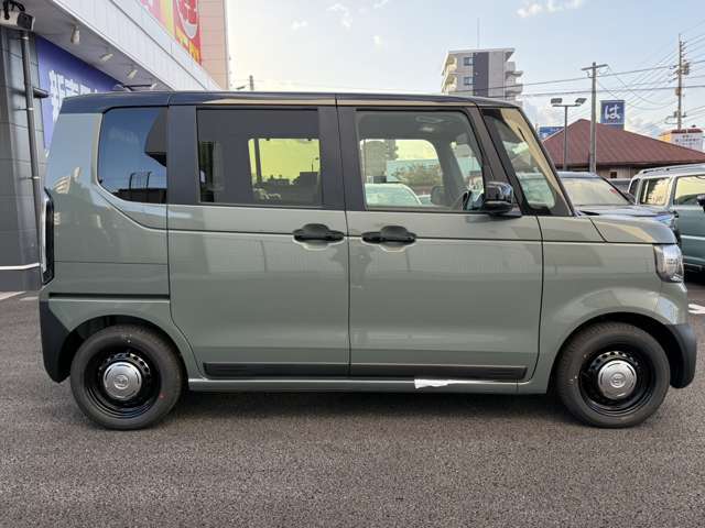 ◇軽スパは車検から整備、板金塗装と全ての工程を自社で行えます！車販だけでなくアフターフォローも当社にお任せください！低金利のローンもご用意してますのでお気軽にお問い合わせ下さい◇