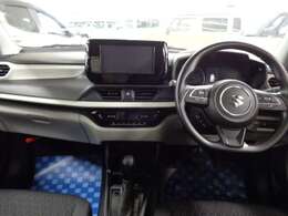 在庫車は店舗を移動している場合がございますので、御来店前に在庫の確認をして頂きます事をお勧めいたしております。