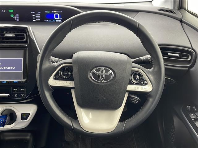 ◆【ステアリング】軽い力で扱いやすいハンドルです。目立つ傷やスレなどなく綺麗な状態です！除菌プランいれていただくとさらに快適に！清潔なお車はお子様にも安心ですね！