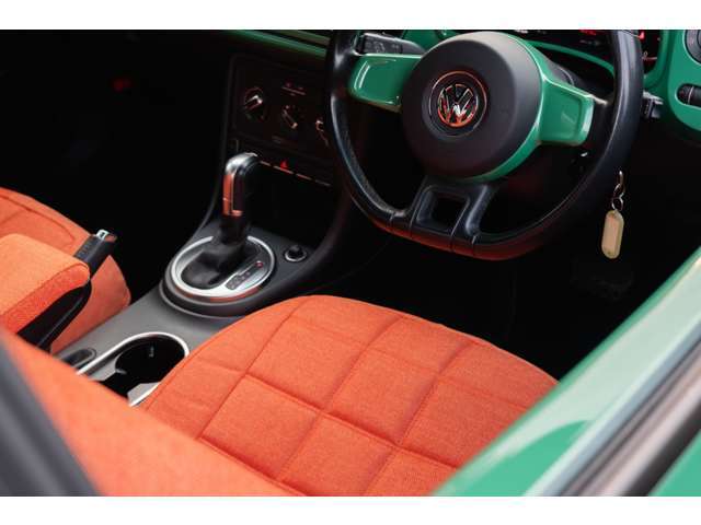 フォルクスワーゲン ザ・ビートル デザイン 2014年 4.8万キロ