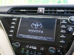 【メーカー純正ナビ】インテリアに溶け込むスタイリッシュな「専用設計」メーカーナビを装備♪視認性や操作性など基本性能にも優れ、より上質なカーライフをお楽しみいただけます。