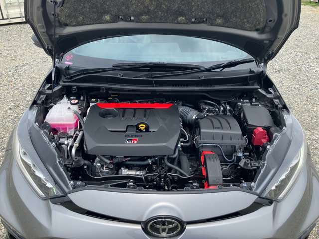 エンジンルームの写真です！