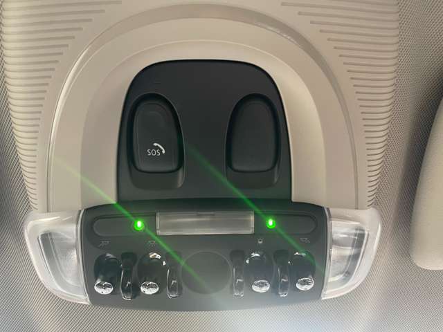 LIBERALAでは多種多様の車種をご用意させていただいております。お客様がご納得いくまで、そのお車の持つ特性を五感すべてで感じ取っていただける場をご提供します。