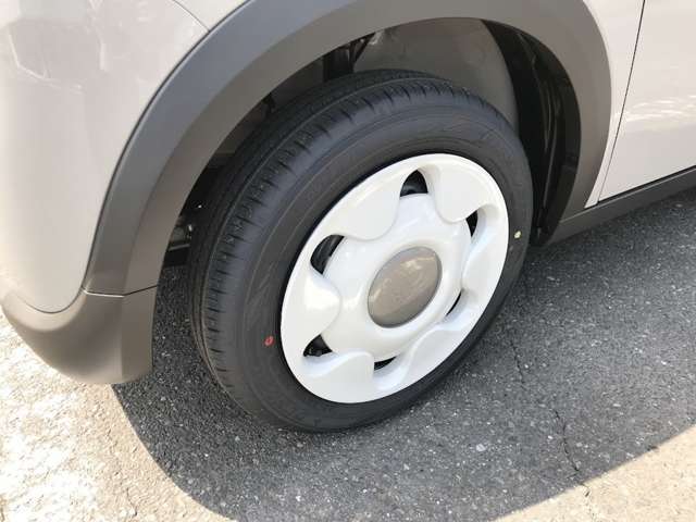 タイヤ残量は9部山程度です！