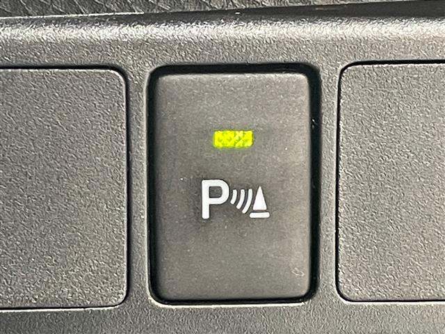 【コーナーセンサー】障害物が近づくと音で教えてくれます。駐車が苦手な方にもオススメの機能です！