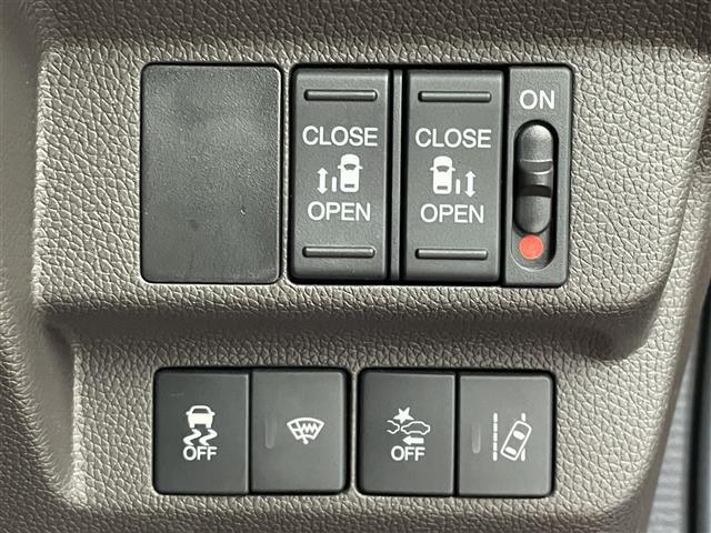 【運転席操作部】快適なドライブを楽しむための機能が装備されています！運転席から触れるので、使いやすいです！除菌プランいれていただくと、さらに清潔で安心していただけます！