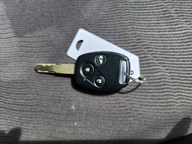 『TAX京田辺』は、新車も地域NO,1　独自仕入れルートでお客様にご満足して頂いております！　　☆★☆詳細は『TAX京田辺』の元気なスタッフまで