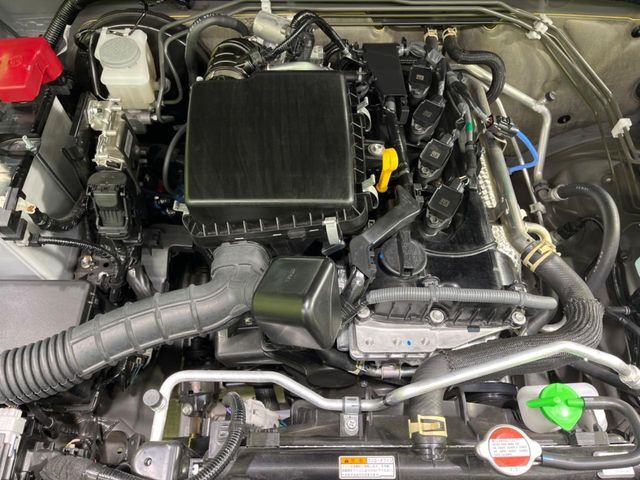 親切・丁寧な専門メカニックスタッフが応対！・車検・点検整備・事故等の修理などアフターサービスも安心。お車のカスタマイズもネクステージのサービススタッフまでご相談ください！