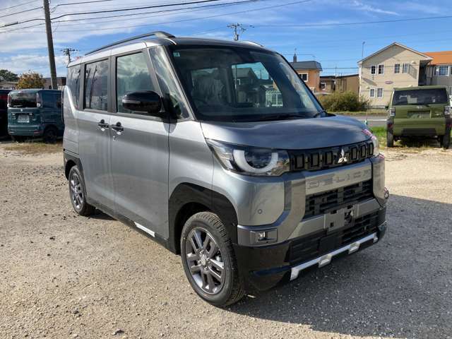 スズキ・ダイハツのサブディーラーとして全国販売優秀の実績！オールメーカーの軽未使用車・中古車はもちろんのこと、コンパクトカー・エコカーなどの普通車も豊富に在庫を取り揃えています！