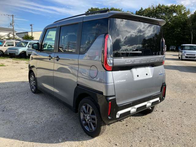 国交省の代わりに車検認定ができる「陸運局指定工場」の資格をもっており、熟練の整備士や国家資格を持った整備士が揃ってます！