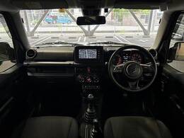 アイポイントが高く見晴らしの良い運転席です！