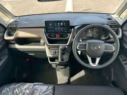 【装備】9インチスマホ連携ディスプレイオーディオ　コンフォータブルパック　両側パワースライドドア　プッシュボタンスタート　フルLEDヘッドライト　スマートアシスト　運転席助手席シートヒータ