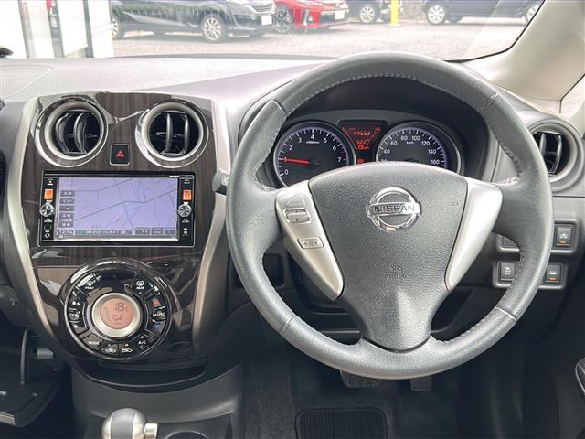気になる車はすぐにお問い合わせください！画面内の無料ダイヤルからお問い合わせ下さい！専門スタッフがお車のご質問にお答えいたします！
