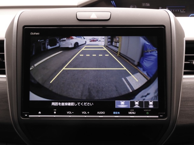 ◆バックカメラ◆リバースにするだけで映ります、後方の安全確認や、狭い駐車場での車庫入れ、雨の日や夜間など視界の悪い時に便利です！安全にバックする為には欠かせない装備です。