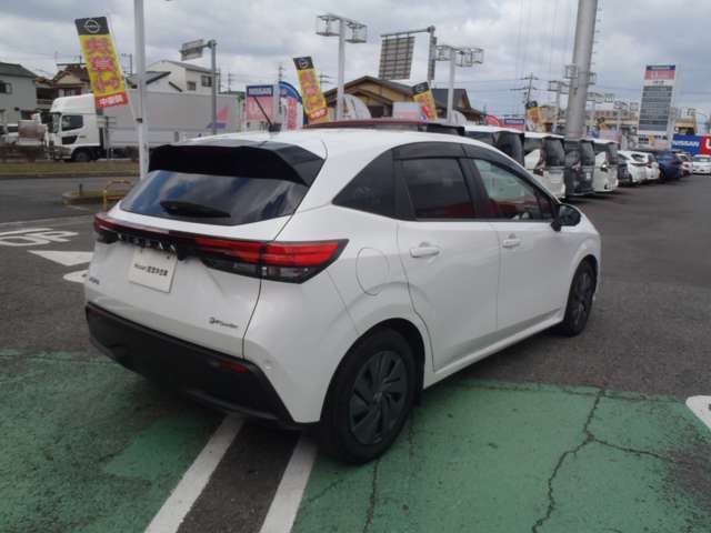 日本全国への登録・納車も承ります (別途陸送費用等が掛かります 一部地域・離島等を除く )お気軽にお電話にてご用命下さいましたら幸いです。