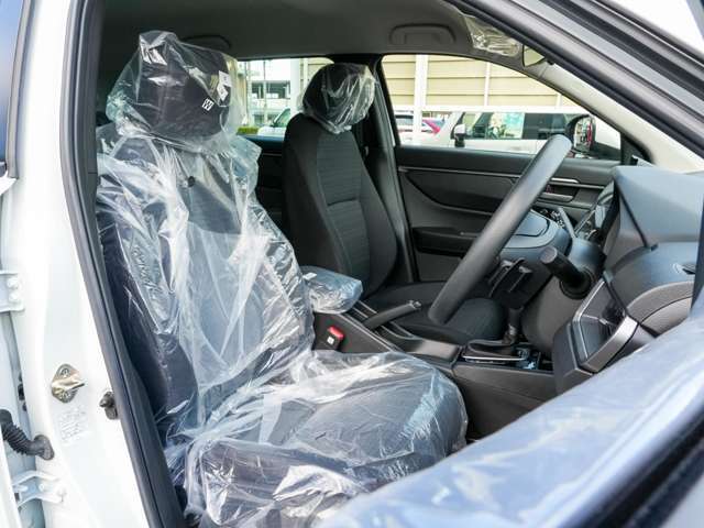 ホンダカーズ小浜の中古車をご覧頂きまして誠にありがとうございます。掲載車両に少しでも興味が湧いた方、見積もりや在庫確認などお気軽に申し付けください！