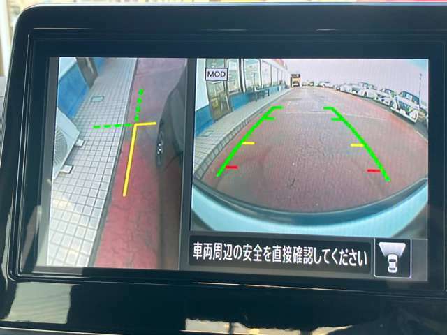 左サイドカメラとフロントカメラ運転席から死角となりやすい車両左前部分や前方部分もバッチリ見えます♪