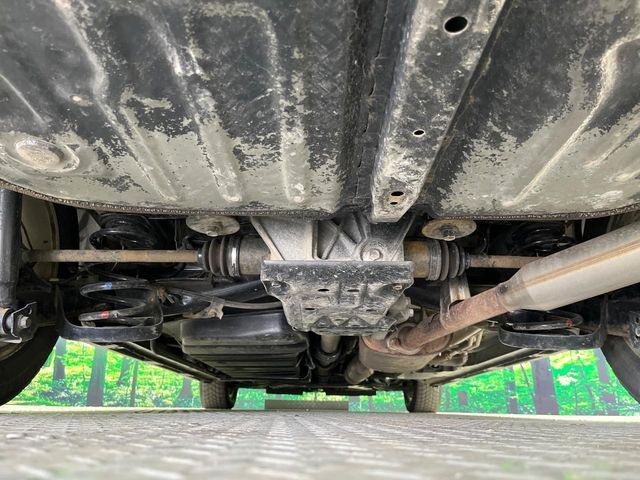 下回りがきれいなうちに、防錆加工の施工がオススメ。降雪地域はもちろん、沿岸部にお住いの方や、趣味でマリン・ウィンタースポーツをされる方にご好評いただいております。