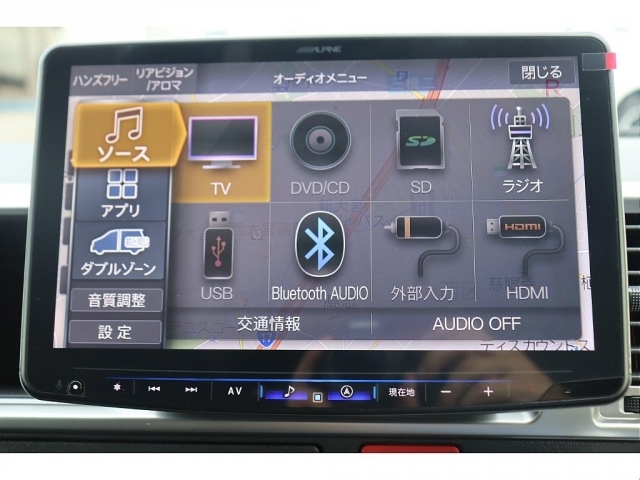 Bluetooth/DVD再生/音楽録音も可能です！　走行中の視聴もOK！