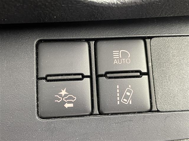 【運転席操作部】快適なドライブを楽しむための機能が装備されています！運転席から触れるので、使いやすいです！除菌プランいれていただくと、さらに清潔で安心していただけます！