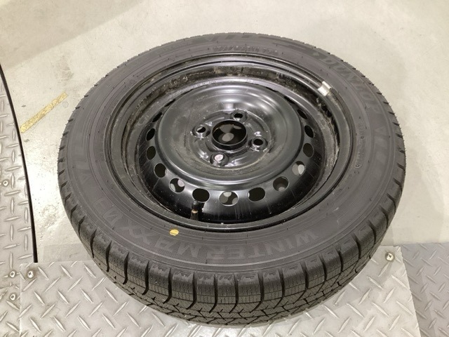 当社にてデモ走行時に装着していたスタットレスタイヤ4本セットを用意致しました。