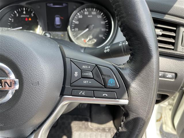 こちら運転席周りの操作部分の写真になります。各部しっかり動作の確認をしておりますので、ご安心だくさい。