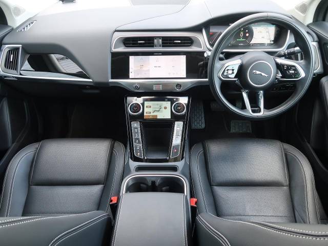 JAGUARの電気自動車『I-PACE』を認定中古車でご紹介！アダプティブクルーズ、MERIDIANサラウンドサウンド、シートヒーター、純正20インチアルミ、液晶メーター、パークアシスト