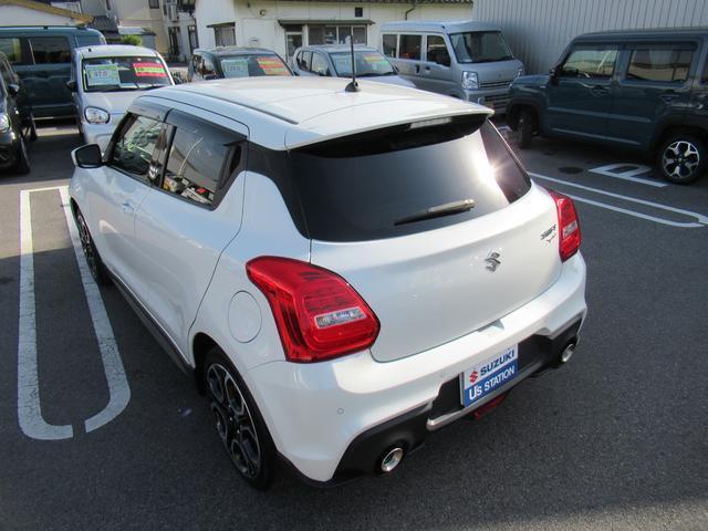 もちろんご購入後のメンテナンスもお任せください！明るく車に詳しい専門スタッフがお客様のカーライフの安心と安全を一番にサポートさせていただきます！