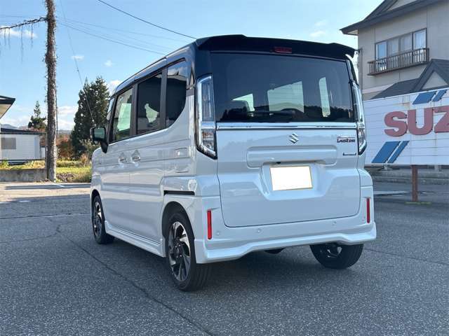 営業時間はAM9時～PM6時まで、営業しております。