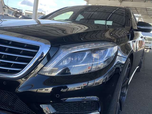 【左側ヘッドライト】黄ばみもなくキレイな状態です。納車前には再度クリーニングを施しております。自信を持ってお客様に提供しています！