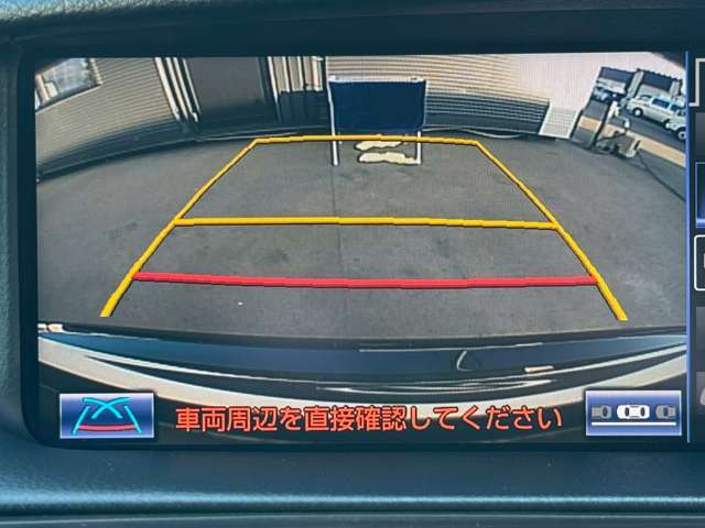 【バックモニター】狭い駐車場でも安心の装備になります！