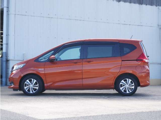 ◆法定整備実施◆Honda認定中古車の整備基準にもとづく整備を実施いたします。法定点検の整備に加え、Honda独自のプラスアルファー点検整備を実施。基準を満たしていない消耗部品を交換いたします。