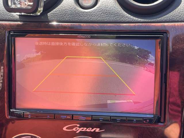 バックカメラ付きです。