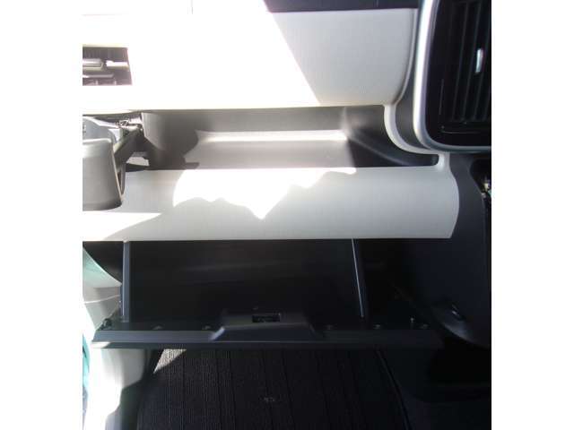 ☆掲載車以外にも特選車輌を展示しております！お探しのお車がなくても全国からご希望のお車をお探しします☆