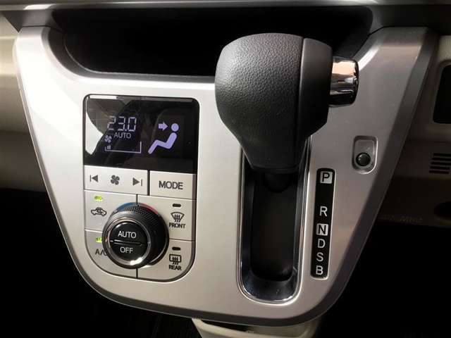 ☆トヨタ中古車の安心3　ロングラン保証付き☆年式問わず、走行距離無制限・1年間の保証付き！
