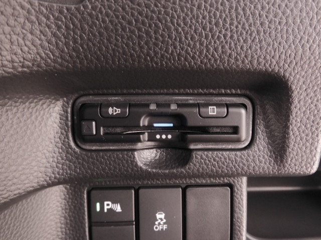 ◆ETC車載器　装備車◆今や必需品のETC！有料道路を利用する際にスムースに通過でき、わずらわしい料金支払いから開放されます！