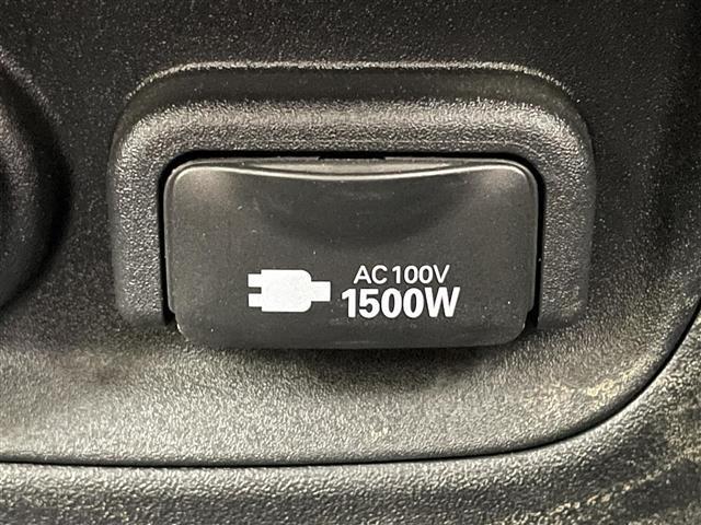 【AC100V/AC100W】電化製品などの電子機器をコンセントに繋いで使用することが可能です！！キャンプなどのアウトドア時に非常に便利です♪