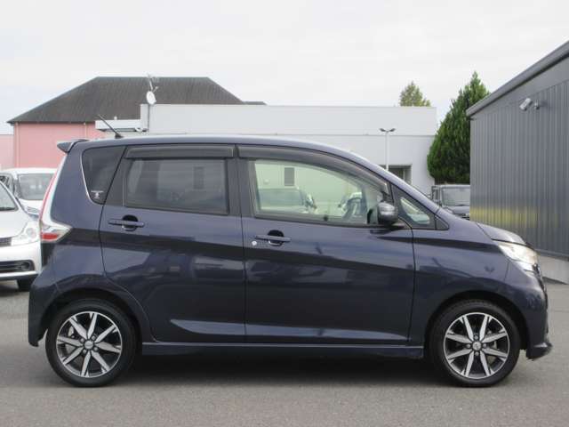 電車でお越しのお客様はお気軽にお申し付けください。秩父鉄道「小前田駅」または東武東上線「男衾駅」までお迎えに上がります。事前にご連絡をお願い致します。