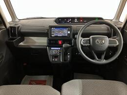 インパネ全体！！視界も良好で運転し易い♪小回りが利くから、運転が苦手でも狭い路地や駐車場でも運転しやすいですよ◎