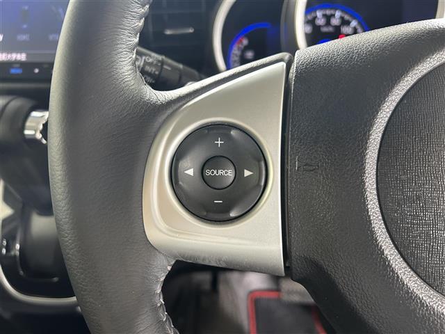 【運転席操作部】快適なドライブを楽しむための機能が装備されています！運転席から触れるので、使いやすいです！除菌プランいれていただくと、さらに清潔で安心していただけます！