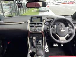 【インパネ全体】全方位で視界が広く、高い目線で運転もしやすいです！◆乗って触って体感してみてください！！当社車両は試乗可能です！お気軽にスタッフまでご相談ください！