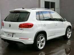 主に本州からコンディションの良い車を厳選して仕入れています。違いをお確かめ下さい