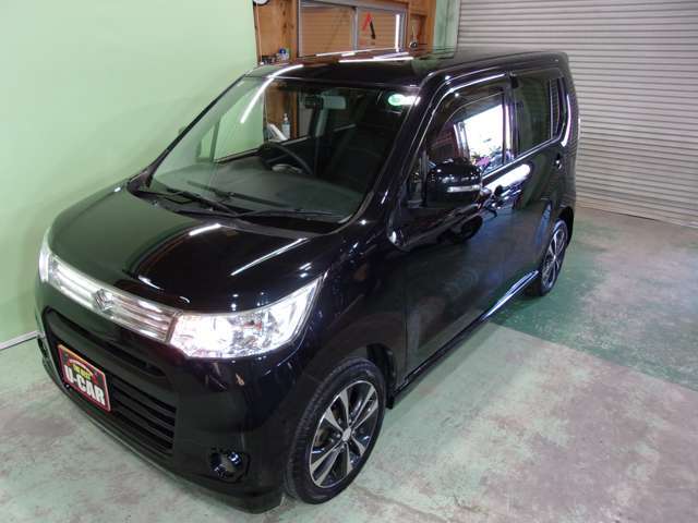 納車前には再度、外装仕上げをしてから納車させていただきます。サービスで3ヶ月ほど持続するコーティングも無料で施工させていただきます。