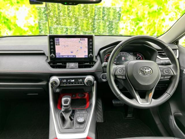 今の愛車いくらで売れるの？他社で査定して思ったより安くてショック・・・そんなお客様！是非一度WECARSの下取価格をご覧ください！お客様ができるだけお得にお乗り換えできるよう精一杯頑張ります！