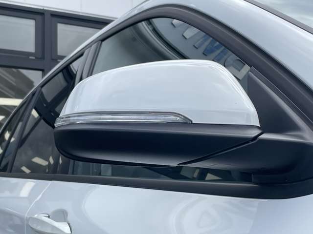 お車はご予約状況などによりご案内出来ない場合がございます。ご来店頂ける際は、事前にご連絡くださいますようお願い申し上げます。