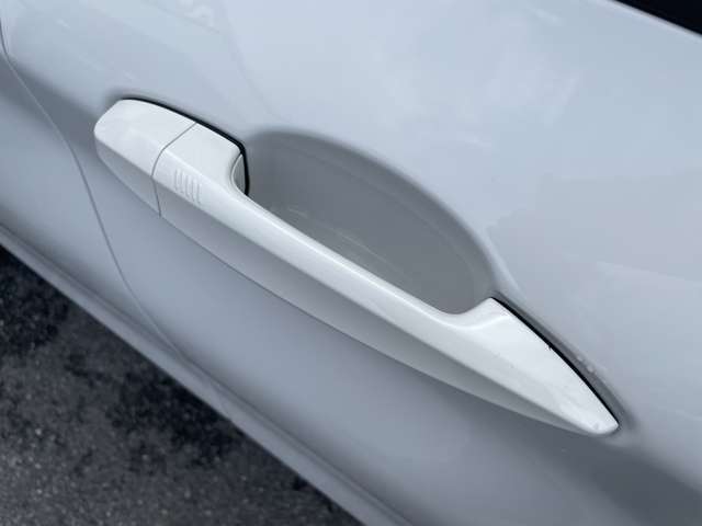 掲載台数の関係上、掲載しきれていないお車も多数ございます。ご要望に合わせてお車をご紹介させて頂く事も出来ますのでお気軽にお申し付けください。