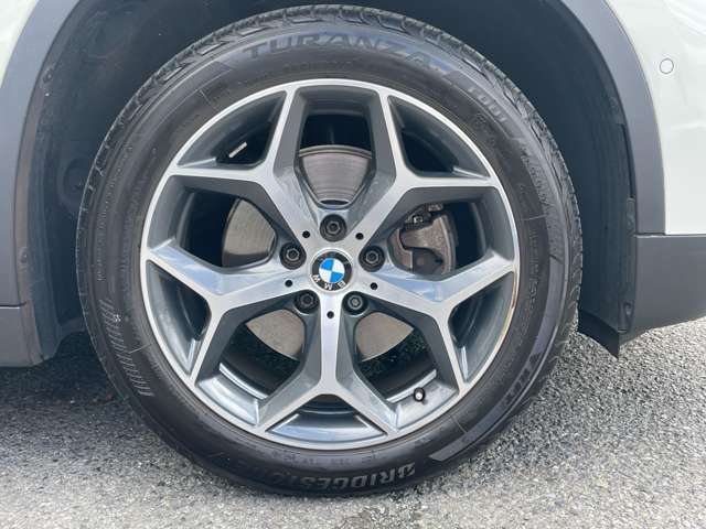 弊社在庫車両はすべて、入庫段階での客観的且つ厳正な車両チェック（第3者機関日本査定協会による査定）を実施しております。メーター改ざん車、修復歴車などは一切ございません。ご安心の上ご検討ください。