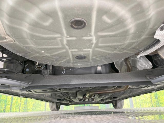 下回りがきれいなうちに、防錆加工の施工がオススメ。降雪地域はもちろん、沿岸部にお住いの方や、趣味でマリン・ウィンタースポーツをされる方に大変好評いただいております。
