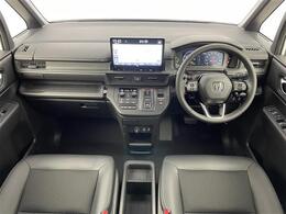 【インパネ全体】全方位で視界が広く、高い目線で運転もしやすいです！