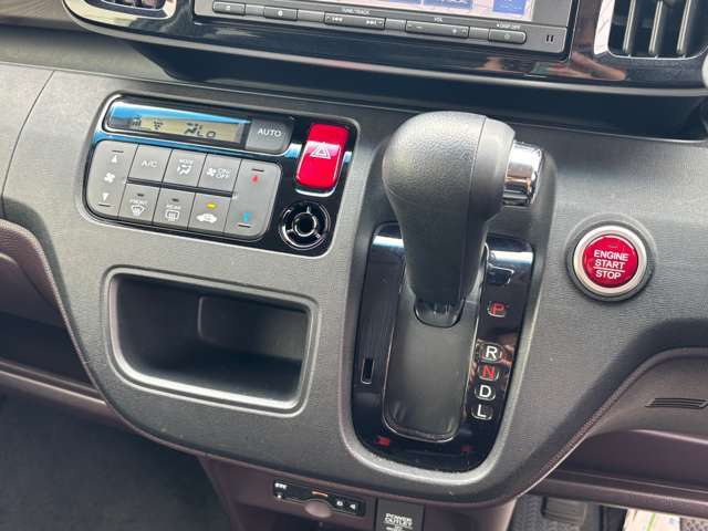 熊本中古車販売 ルマンα【アルファ】は、常にお客様の満足を考え、サービスを提供させていただいております。